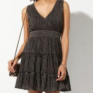 FRANCESCA'S CASUAL OR PARTY DRESS👗